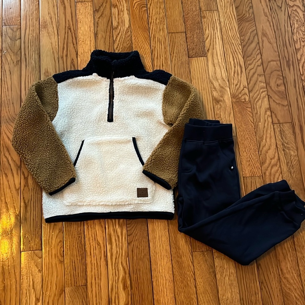 Lucky Brand Boys Outfit Teddy Sweatshirt‎ Pants Blue Cream NWOT Casual Cozy